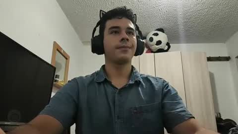 RedsoulReaver online show from October 4, 2025, 5:49 am