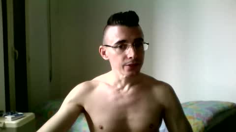 redstep0 online show from November 20, 2025, 2:06 pm