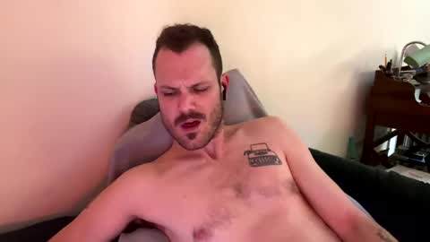 Snapshot of reed_thomas chatting on January 25, 2025, 8:10 am Reed Thomas online show from January 25, 2025, 8:10 am