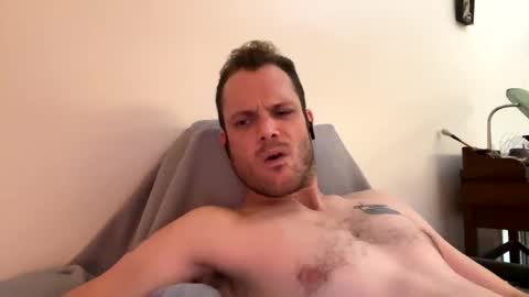 Snapshot of reed_thomas chatting on November 30, 2025, 5:55 am Reed Thomas online show from November 30, 2025, 5:55 am