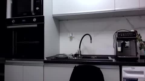 Reed-velvet online show from February 16, 2026, 6:09 am