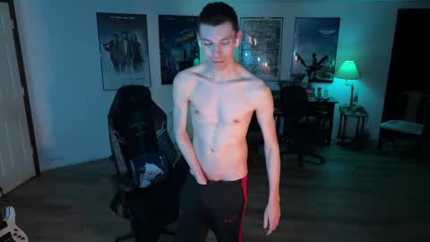 Snapshot of reelbigwang chatting on March 1, 2025, 4:26 am reelbigwang online show from March 1, 2025, 4:26 am