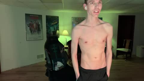 Snapshot of reelbigwang chatting on March 2, 2025, 3:45 am reelbigwang online show from March 2, 2025, 3:45 am