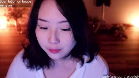      online show from December 19, 2025, 4:30 am