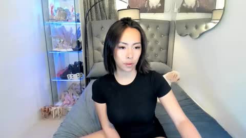 reighnempress online show from January 12, 2026, 4:18 am