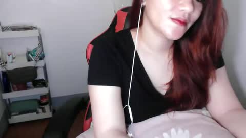 reign2525 online show from September 8, 2025, 4:39 pm