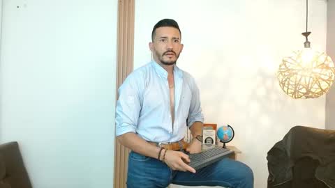   REIKO  online show from January 30, 2025, 10:41 pm