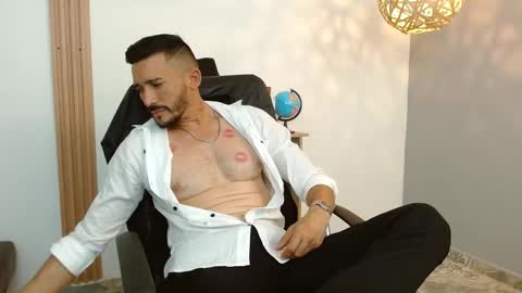   REIKO  online show from February 12, 2025, 6:51 pm