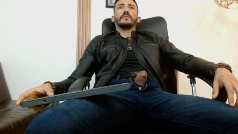   REIKO  online show from February 15, 2025, 11:14 pm