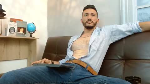   REIKO  online show from March 11, 2025, 11:37 pm