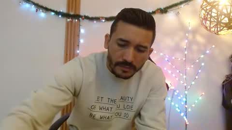   REIKO  online show from December 20, 2025, 12:56 pm