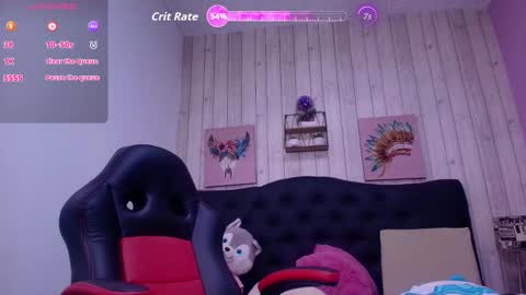 reina_loren online show from November 28, 2025, 6:38 am