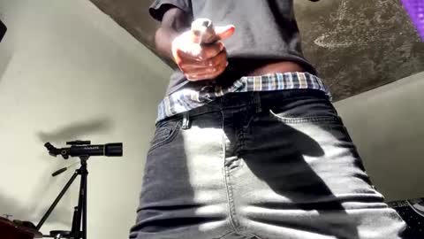 remii693020 online show from December 7, 2024, 4:58 pm