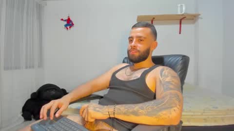 Rmy Steen online show from September 9, 2025, 12:32 am