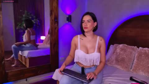 Snapshot of renata_black_ chatting on April 18, 2026, 10:52 am Renata online show from April 18, 2026, 10:52 am