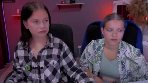 Snapshot of renata_sweety chatting on September 21, 2025, 8:38 am renata_sweety online show from September 21, 2025, 8:38 am