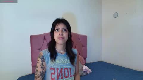 renata_velvet online show from March 31, 2026, 12:05 pm