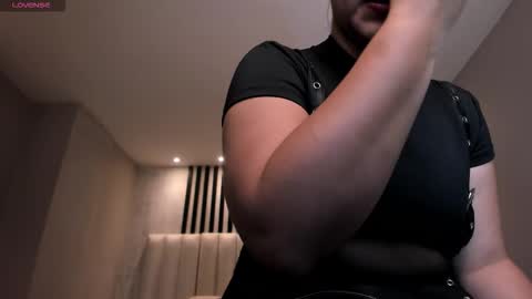 Renata Bellucci online show from January 10, 2026, 11:23 am