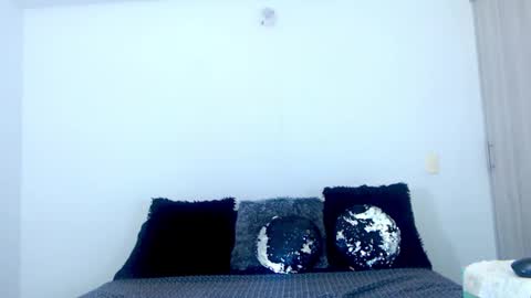 renatabrownn28 online show from September 14, 2025, 1:49 am