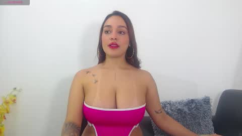 Snapshot of renatabrownn28 chatting on April 19, 2026, 9:28 pm renatabrownn28 online show from April 19, 2026, 9:28 pm