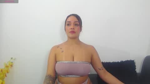 Snapshot of renatabrownn28 chatting on April 25, 2026, 1:41 pm renatabrownn28 online show from April 25, 2026, 1:41 pm