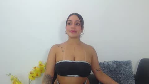 Snapshot of renatabrownn28 chatting on June 2, 2026, 5:53 am renatabrownn28 online show from June 2, 2026, 5:53 am