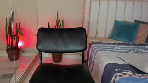      online show from March 3, 2025, 6:12 pm