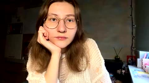 Snapshot of renayreisdorf chatting on March 2, 2026, 1:18 pm Mia online show from March 2, 2026, 1:18 pm