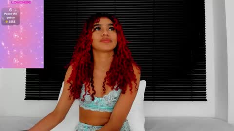  Renata  online show from October 19, 2025, 11:05 pm