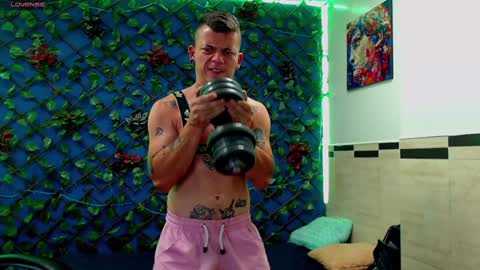 R E N E  online show from January 24, 2025, 9:17 am