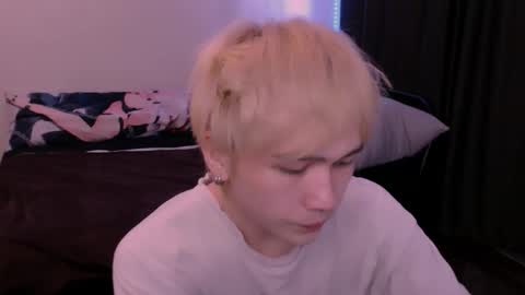 rennuts online show from March 18, 2026, 10:07 am