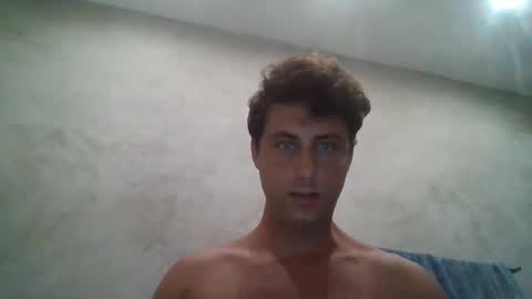 Snapshot of renud chatting on September 10, 2025, 4:56 am renud online show from September 10, 2025, 4:56 am