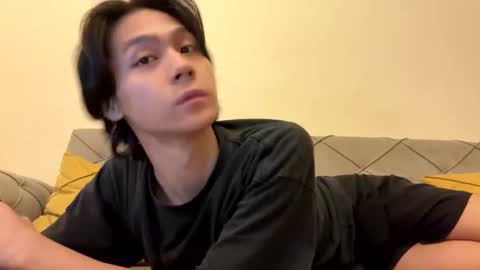 Aiqo online show from December 5, 2025, 3:41 pm