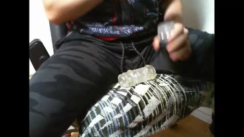 ressux9 online show from October 8, 2025, 7:06 am