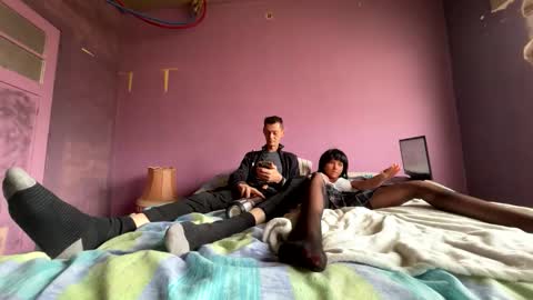 rethnughorny online show from September 14, 2025, 11:42 am