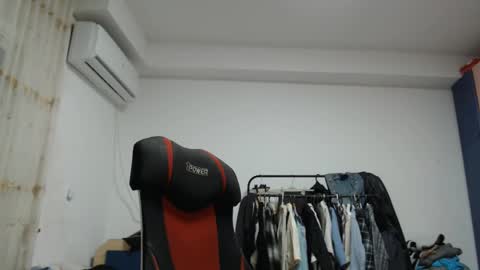 Chris online show from November 2, 2025, 4:20 pm