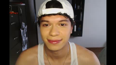 Snapshot of rexbunnybody chatting on February 20, 2025, 5:40 pm Rex online show from February 20, 2025, 5:40 pm