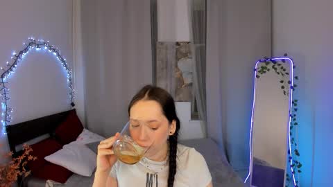 Snapshot of rey_soruy chatting on March 3, 2026, 10:32 am Rey online show from March 3, 2026, 10:32 am