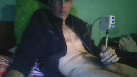 Snapshot of reyes_albert2006 chatting on February 16, 2026, 11:06 am reyes_albert2006 online show from February 16, 2026, 11:06 am