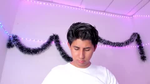 reylatino24 online show from January 6, 2026, 8:45 pm