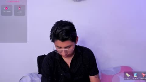 reylatino24 online show from January 7, 2026, 10:45 pm