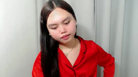 rhianne_fuckdoll online show from October 28, 2025, 5:33 am