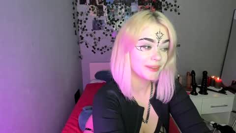 Snapshot of ri_rom chatting on April 4, 2026, 9:56 pm Rina online show from April 4, 2026, 9:56 pm