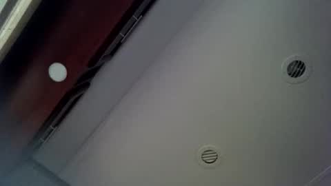 ri_tugger33 online show from June 10, 2026, 7:13 pm