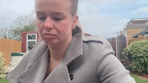 Snapshot of riana894237 chatting on March 16, 2026, 1:15 pm riana894237 online show from March 16, 2026, 1:15 pm