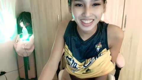 riana online show from October 2, 2025, 8:10 am