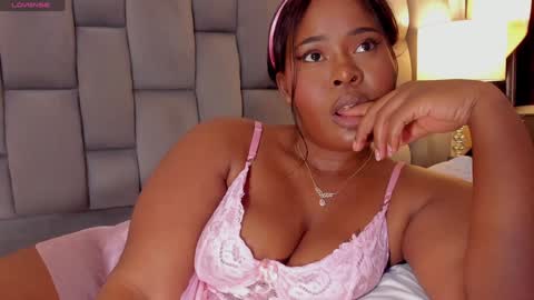 Riana online show from January 27, 2025, 7:14 am