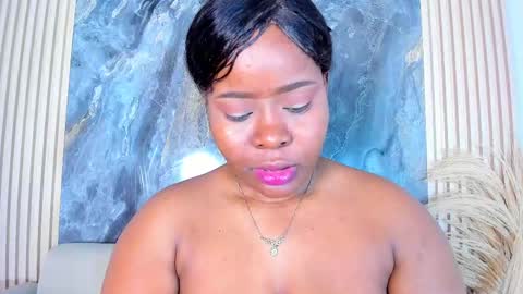 Riana online show from September 17, 2025, 4:47 am