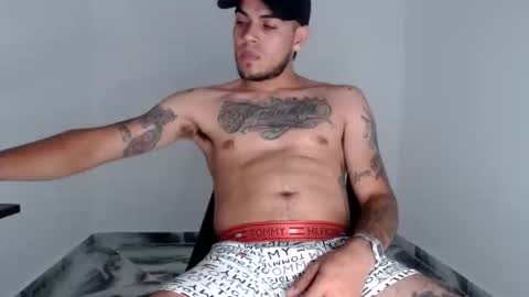 Snapshot of riancum chatting on November 20, 2025, 9:03 pm juan online show from November 20, 2025, 9:03 pm