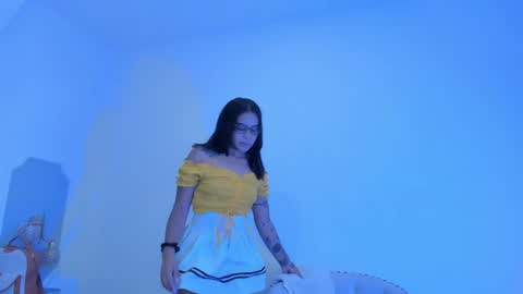 riby  online show from May 20, 2026, 6:36 pm